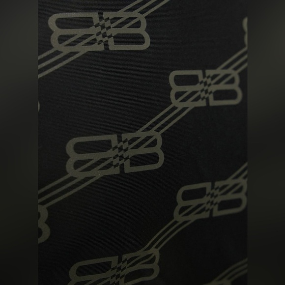 BALENCIAGA Logo Printed Stretch Tech Bikini NWT - Picture 3 of 8